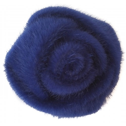 Brooche in fur hairs