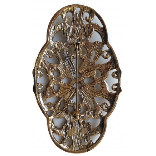 Brooch in gold metal and shiny gray stras