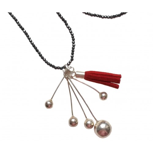 Necklace in hematite with silver ball pendant fringes