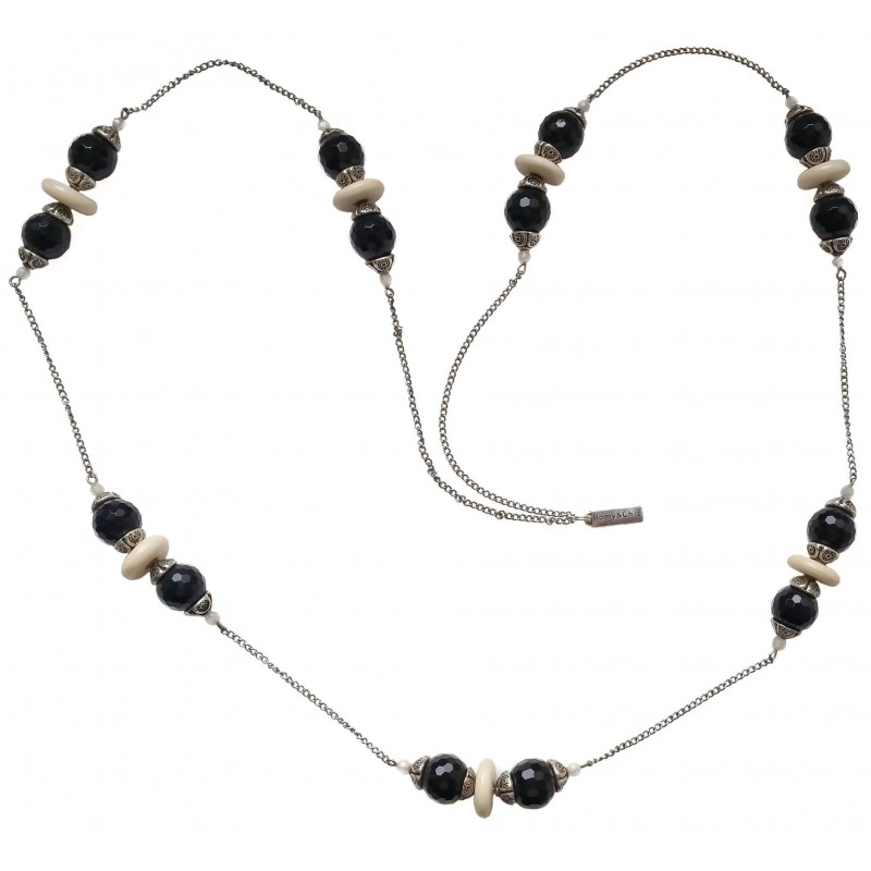 Necklace in faceted onyx and metal chain