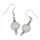 Earrings in silver with white pearl
